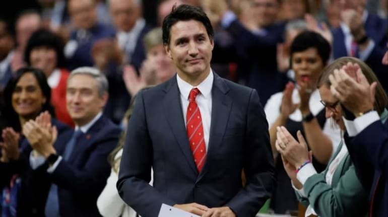 Justin Trudeau faces backlash as man who fought for Nazis gets standing  ovation in Canada parliament