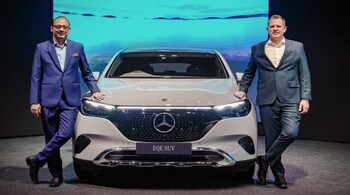 Santosh Iyer, CEO and MD and Lance Bennett, VP Sales and Marketing launching the new EQE 500 4MATIC SUV_3