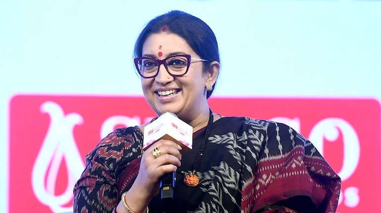 Lok Sabha Elections 2024: Smriti Irani warns Amethi against Rahul's  divisionary tactics
