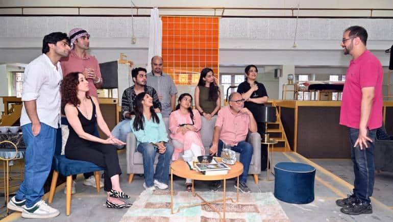Mumbai theatre: - Vimarsana News