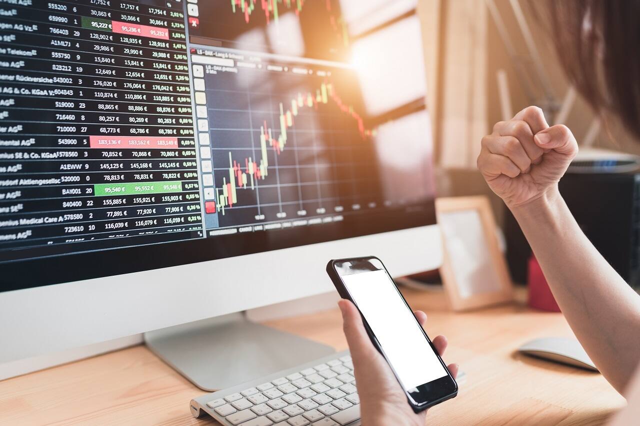 Nifty hits 20,000-mark for first time ever; domestic, foreign investors pour in money