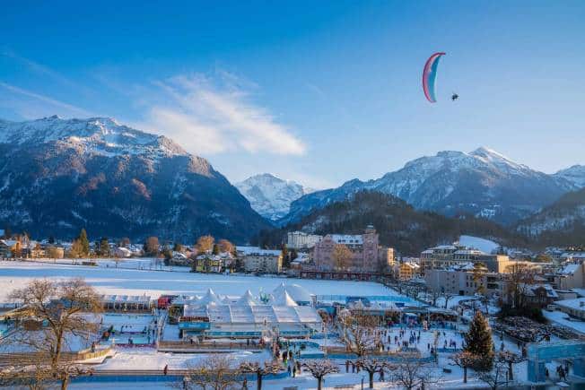 Hang-gliding in Interlaken, Switzerland. (Photo: Interlaken Tourism)