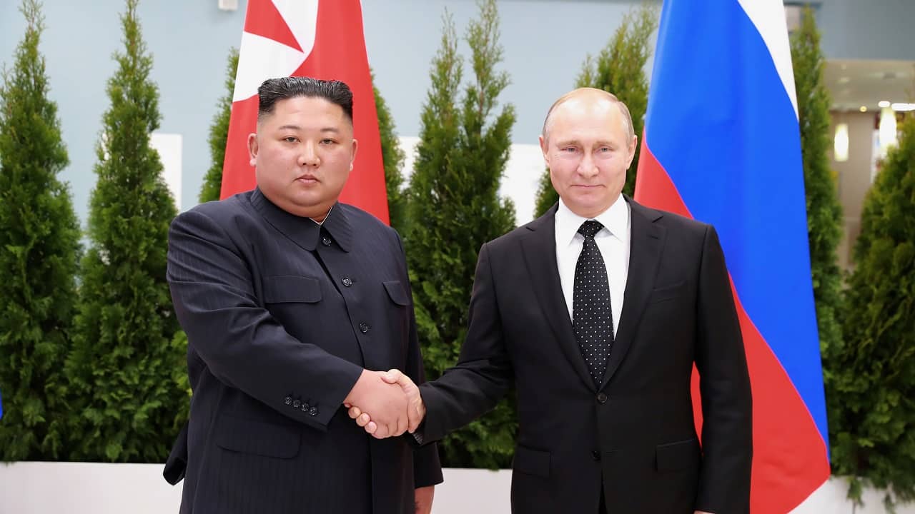 러시아와 북한의 군사 협력을 보여주는 증거가 더욱 늘고 있다고 한국 국방상이 발언