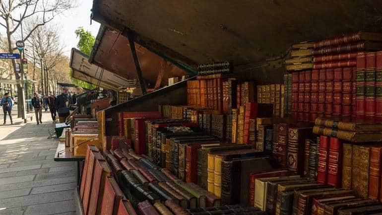 Paris Olympics 2024 | Why our cities need pavement booksellers - Vimarsana News