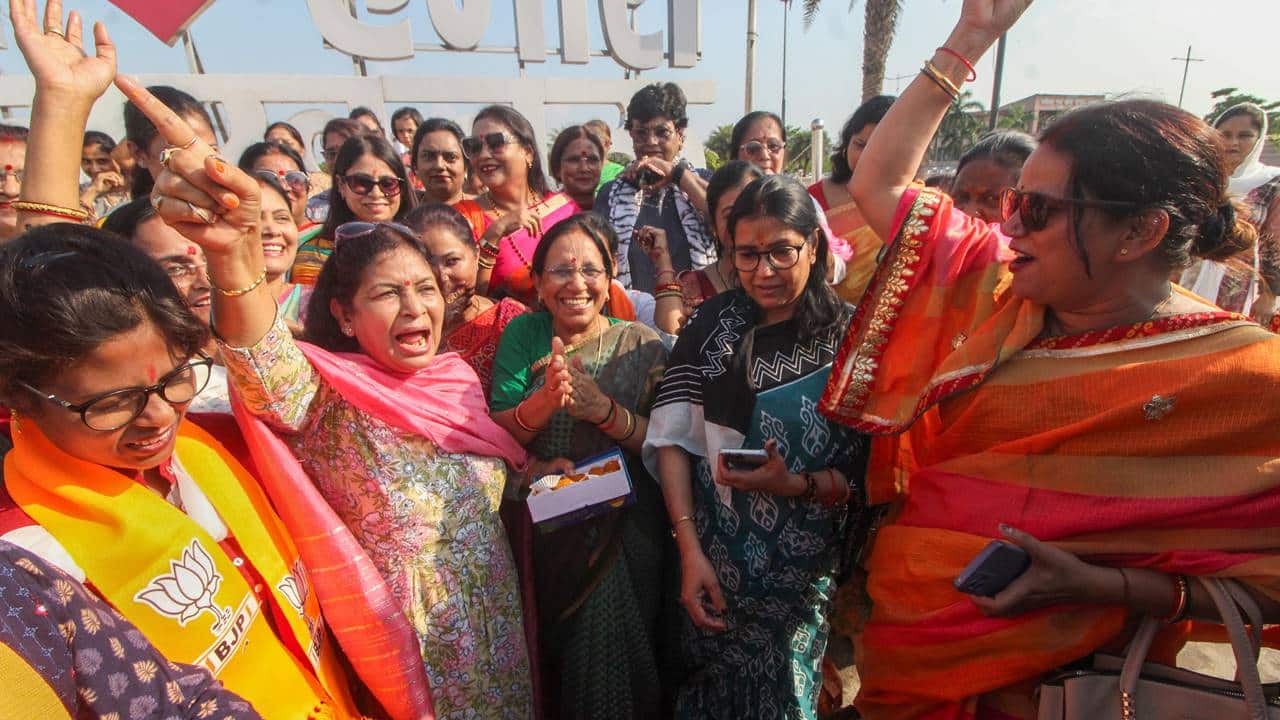 Supreme Court notice to Centre on plea to implement women's reservation in Parliament