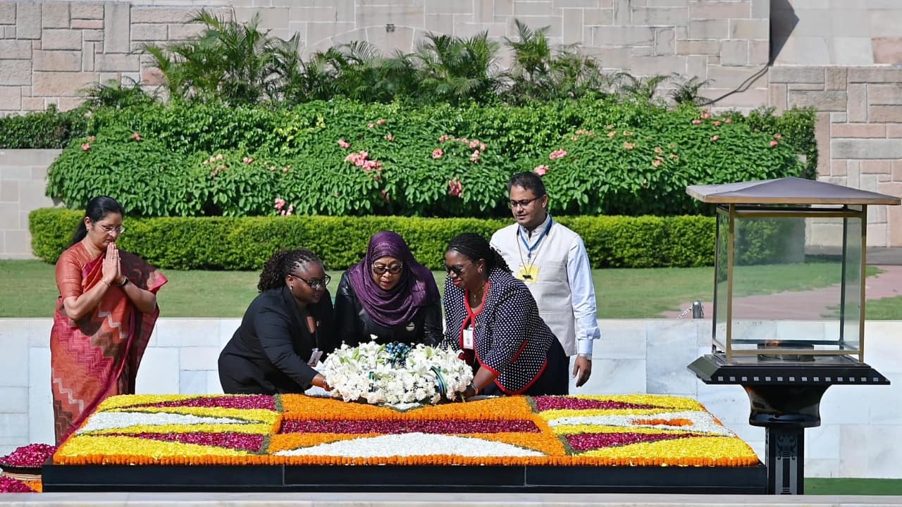 She also paid floral tribute and laid wreaths at Mahatma Gandhi Samadhi at Rajghat. (Image: X/@MEAIndia)