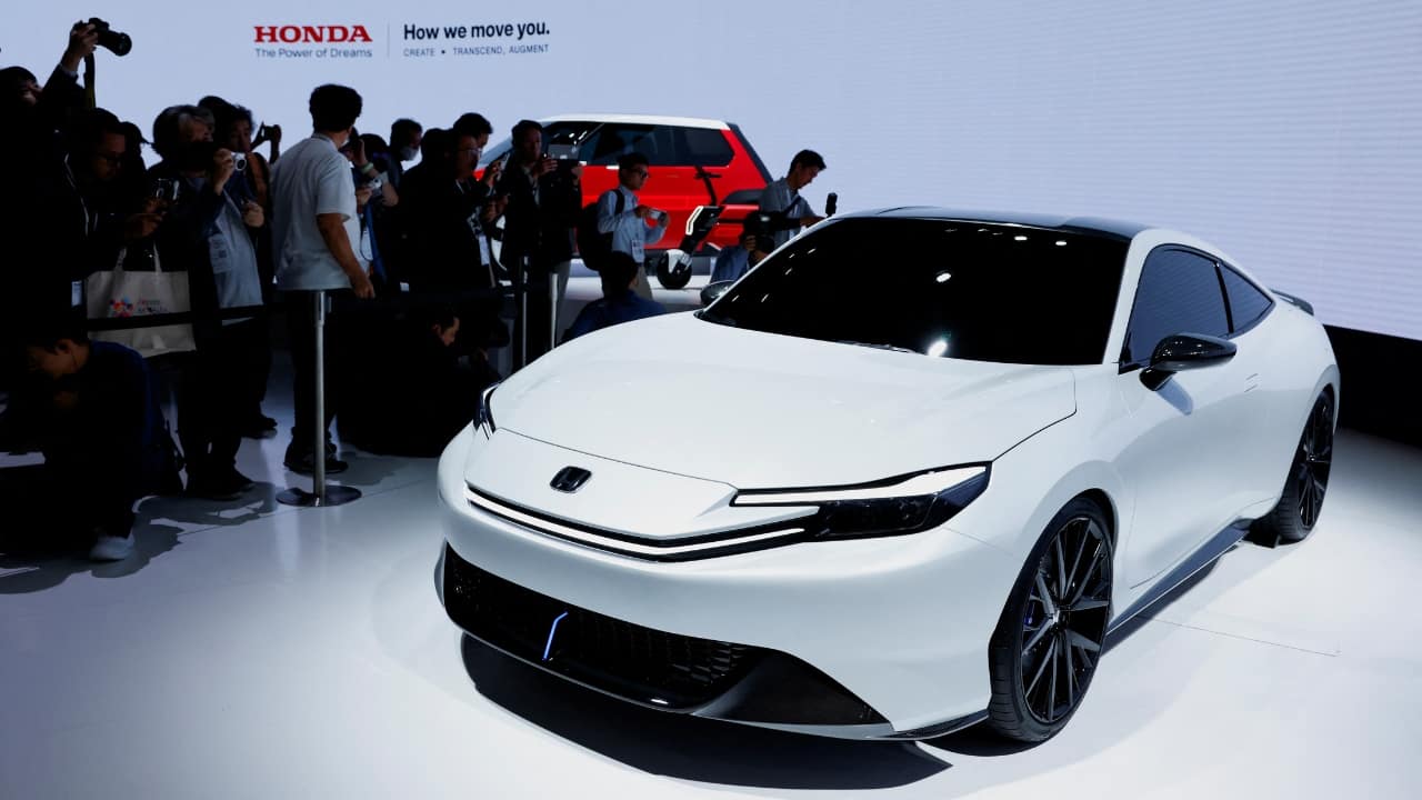 The Prelude appears to be making a comeback. The popular two-door sports car, which was retired in 2001, is now under development as an electric vehicle. “Honda has been focusing on sports cars in all eras,” Mibe said. “This is something that only Honda can do.” (Image: Reuters)
