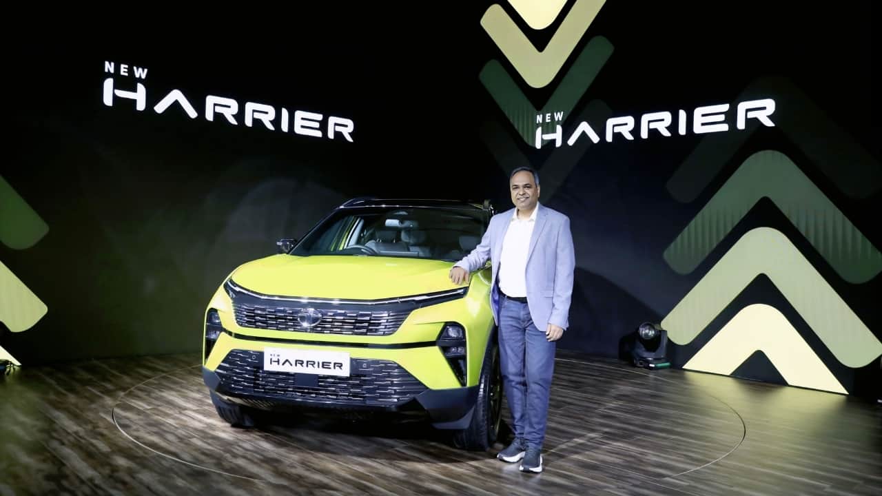 Just like the Nexon, the Harrier and Safari also use the persona nomenclature for its various trim levels. While Smart, Pure and Adventure are common personas on both SUVs, the Harrier’s top-spec variant is called Fearless while the Safari’s is called Accomplished. Furthermore, the Adventure persona as well as the Fearless and Accomplished each offer their own 'sub' personas, known as Adventure+, Fearless+ and Accomplished+. These further have their own distinction within them for a total of 10 unique variants each for the Harrier and Safari. (Image: Tata Motors)