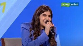 At 17, Ananya launched Svatantra Microfin, a microfinance organization, which is now the second-largest and fastest-growing NBFC-MFI in India.