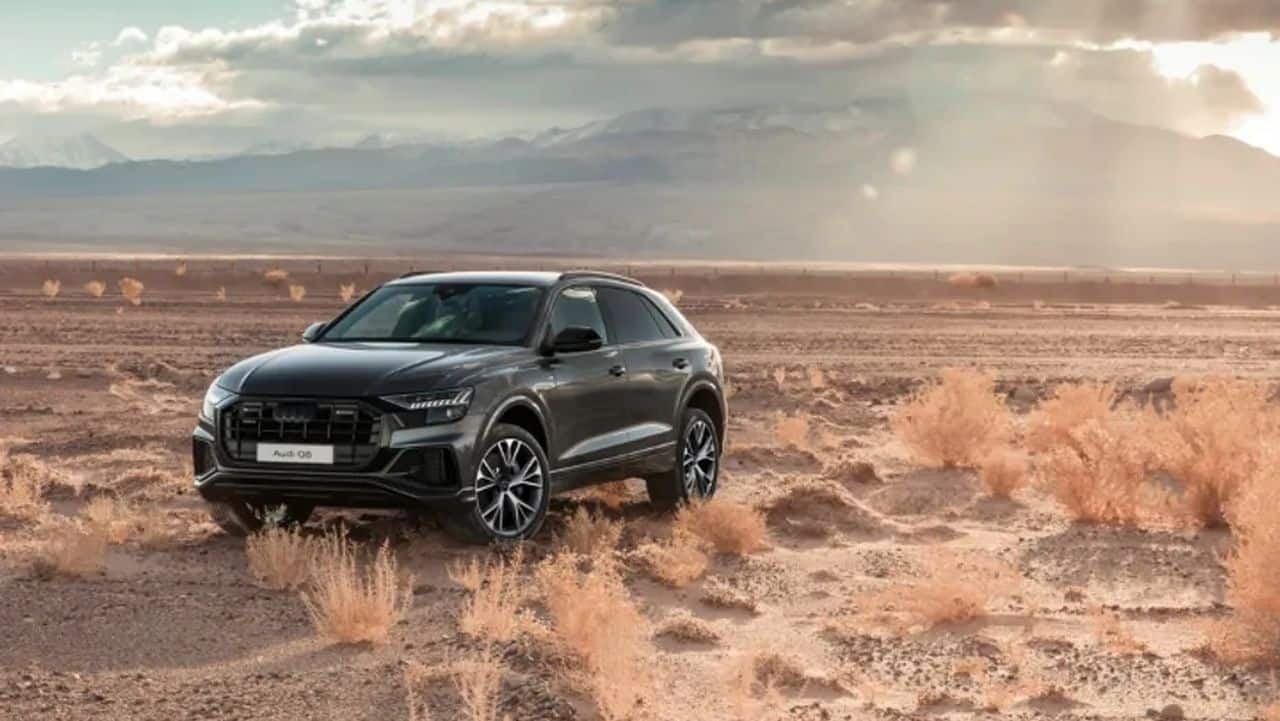 The Q8 is available in the Mythos Black paint scheme as well as Glacier White and Daytona Grey. The exterior is marked by Audi’s S-Line package, which includes the signature singleframe grille in black, dark Matrix LED headlamps and blacked-out roof rails. In addition, 21-inch graphite grey alloys come standard with the Limited Edition Q8. Powering the Q8 is a 3-litre twin-turbocharged petrol engine mated to a 48-volt mild-hybrid system. This churns out 340 hp of maximum power and 500 Nm of peak torque. A 100 km/h sprint can be achieved in 5.9 seconds from standstill and the Q8 can go on to reach a top speed of 250 km/h. (Image: Audi India)