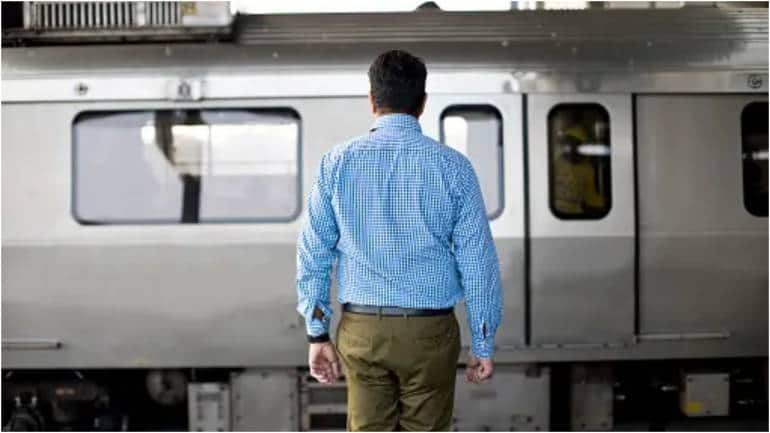 Delhi Metro's decision to air audio ads inside trains gets backlash: 'annoying for passengers' - Vimarsana News