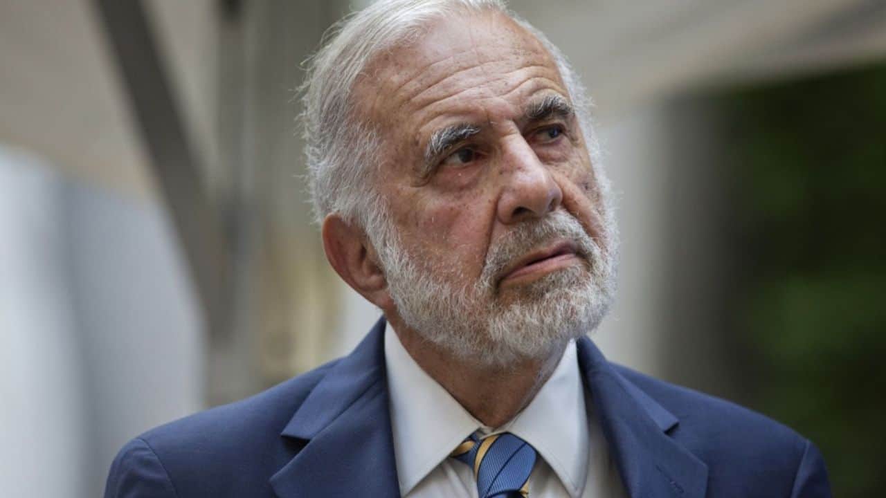 Carl Icahn criticizes short sellers at investor conference