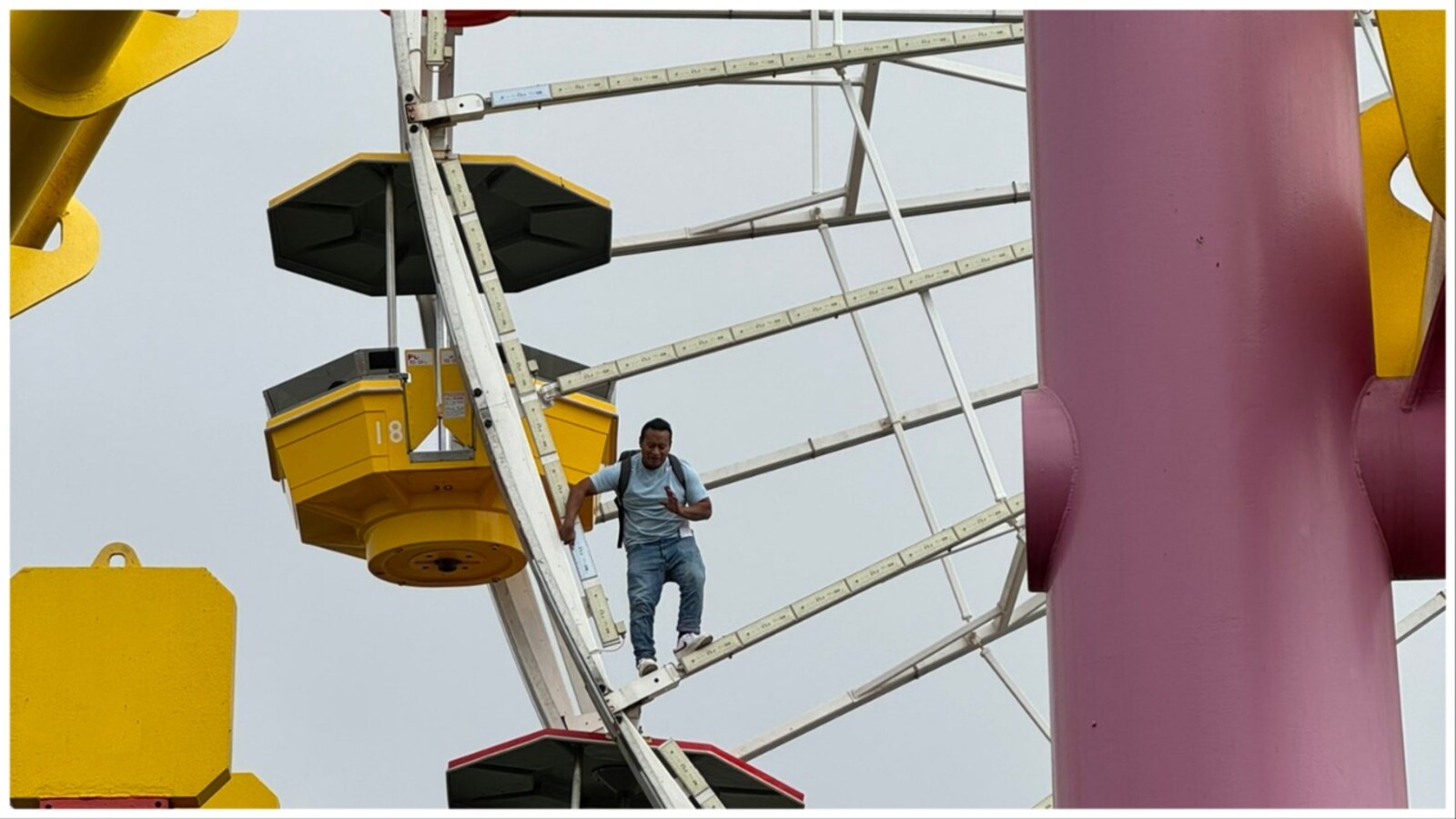 Man in custody after scaling Santa Monica Pier Ferris wheel, saying he had  a bomb - Los Angeles Times