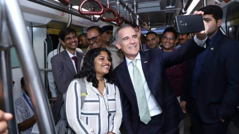 US ambassador Eric Garcetti travels on Delhi Metro, calls it 'among the best in world' - Vimarsana News