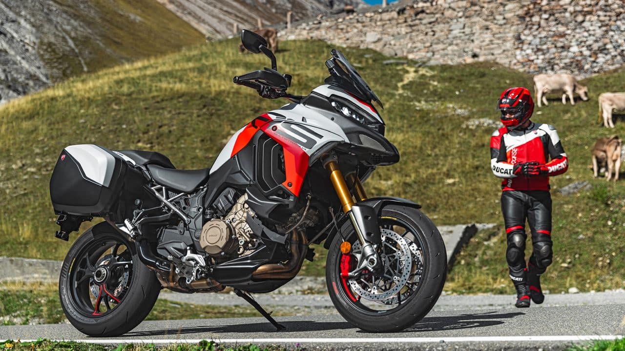 For context, the other Multistrada bikes make use of the Granturismo V4 engine. The result is an 11 hp increase in power, but a 7Nm reduction in torque. The engine is mated to a six-speed gearbox and boasts Ducati's STM Evo-SBK dry clutch, again from the Panigale. Additionally, the inclusion of a bi-directional quickshifter ensures smooth and efficient gear changes. Riders are also given the freedom to tailor their riding experience with four power modes, including Full, High, Medium and Low. These modes allow riders to adapt the bike's performance to different riding conditions and preferences. Additionally, the Multistrada V4 RS offers four ride modes—Race, Sport, Touring and Urban—ensuring versatility across a wide range of scenarios. (Image: Ducati)