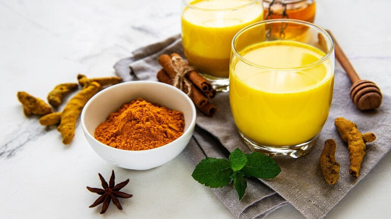 Turmeric milk benefits: 5 ways haldi doodh can keep you disease-free ...