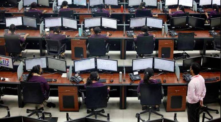 Wipro sees headcount decline for the fourth consecutive quarter, ends Q2FY24 with 5,051 fewer employees Wipro sees headcount decline for the fourth consecutive quarter, ends Q2FY24 with 5,051 fewer employees