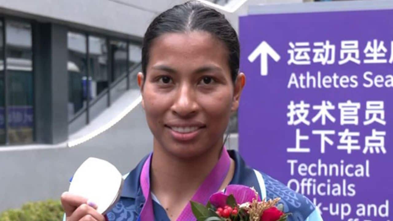 Current World Champion and Olympic medallist Lovina Borgohain bagged the silver medal in the Women’s 75 kg boxing event at the Asian Games 2023. Borgohain lost to local Li Qian by a unanimous decision in the finals. (Image: ANI)