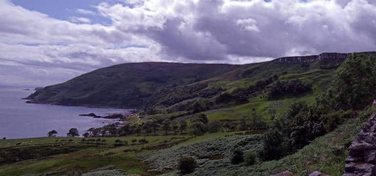Murlough Bay, Northern Ireland. (Photo: Wikimedia Commons)