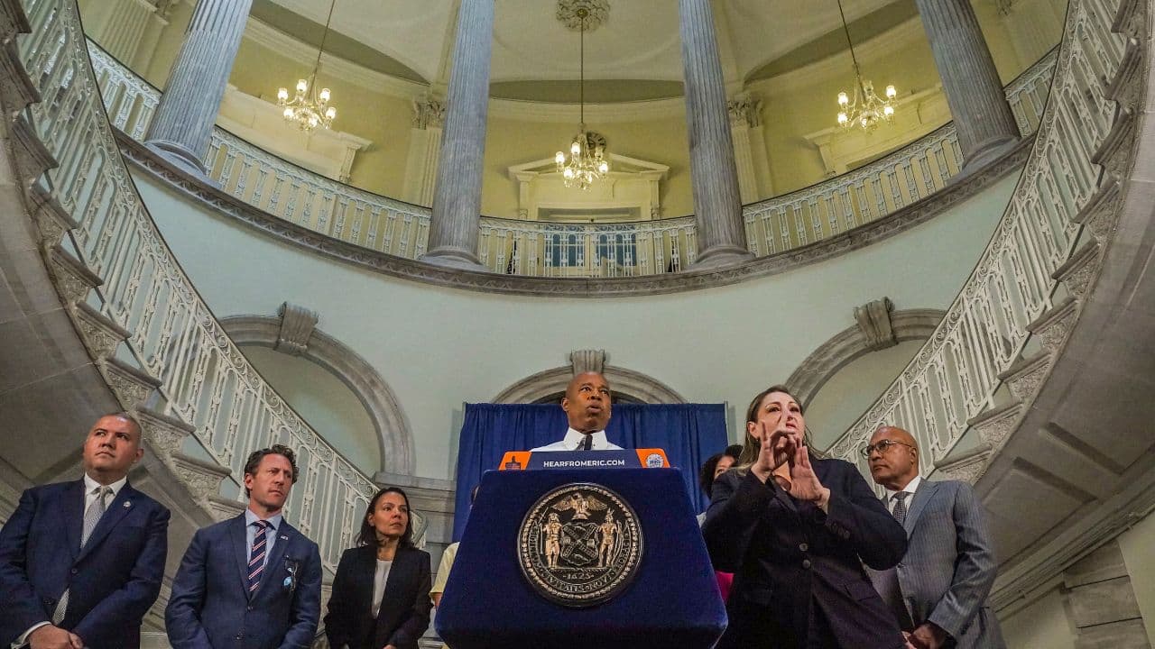 A huge majority of immigrants are from Venezuela who entered USA from the southern borders due to the economic decline in Venezuela. Migrants are also coming from other Latin American and Caribbean countries, such as Cuba, Haiti, Guatemala, and Nicaragua; and African countries, such as Senegal and Guinea. (Image: AP)