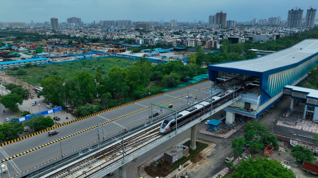 The priority section, between Sahibabad and Duhai Depot, has five stations — Sahibabad, Ghaziabad, Guldhar, Duhai and Duhai Depot. The segment from Duhai to Duhai Depot is a spur from the main corridor. (Image: Narendra Modi/ WhatsApp channel)