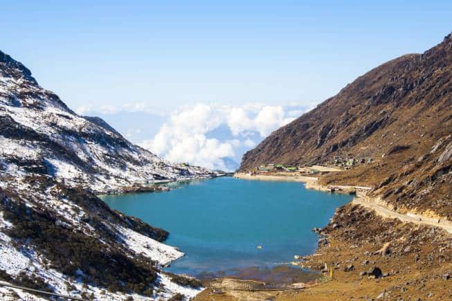 Tsongmo or Changu Lake in East Sikkim, on the way to Nathu La pass. (Photo: Wikimedia Commons)