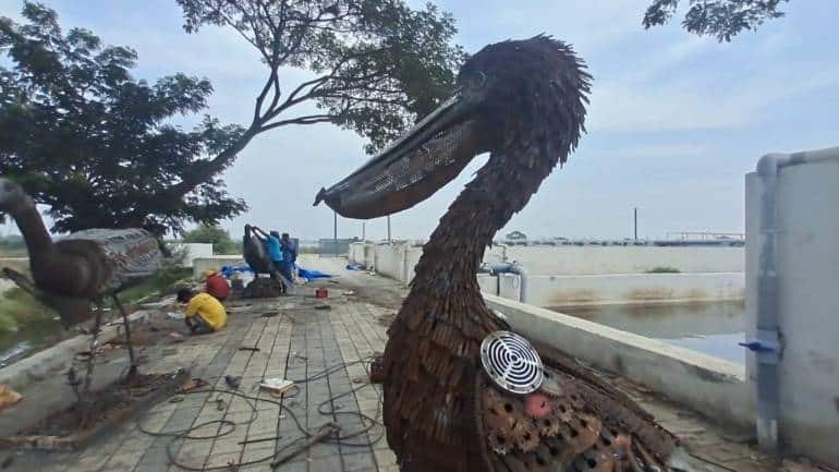 Scrap iron, e-waste turn into beautiful birds in this Tamil Nadu city under Smart City project - Vimarsana News
