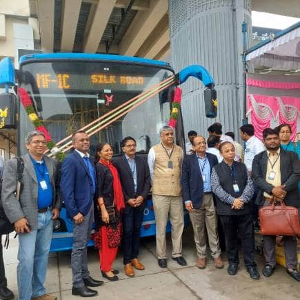 Corporate honchos take a bus ride on Bengaluru's tech corridor Outer Ring Road - Vimarsana News
