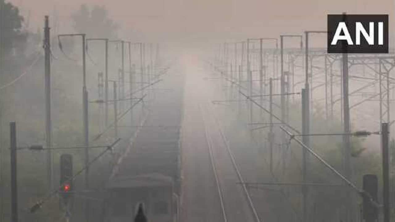 Delhi's very poor air quality is a sign of murkier issues Delhi's very poor air quality is a sign of murkier issues