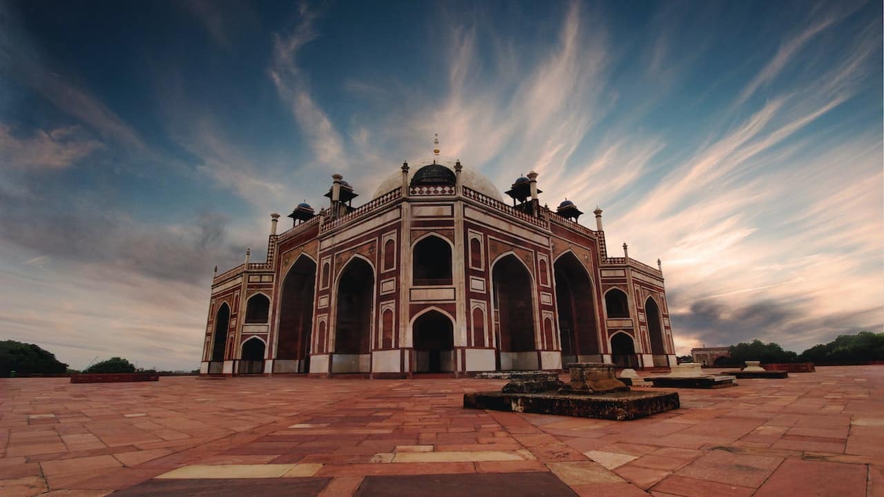 History’s Angel: A fine novel about what it means to be an Indian Muslim today