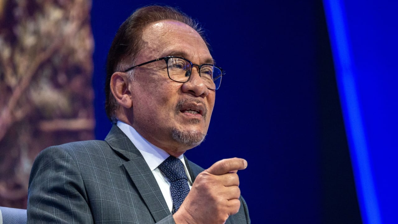 Malaysia’s Anwar Ibrahim faces hard choices as popularity dips