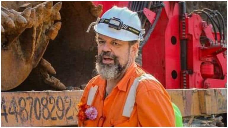 Internet bows down to Arnold Dix, hails Australian expert as hero after successful Uttarakhand rescue - Vimarsana News