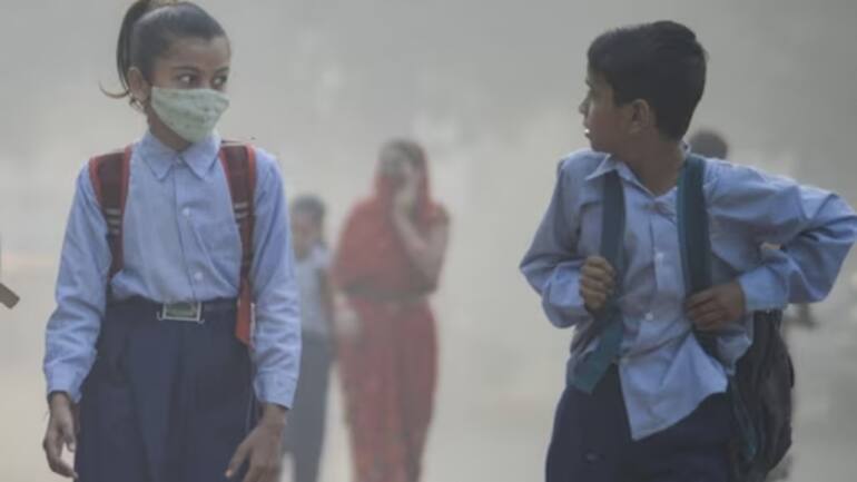 Delhi AQI LIVE Updates: Air quality continues to be 'severe', odd-even scheme delayed - Vimarsana News
