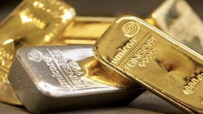 How much one ounce gold weights? - Times of India