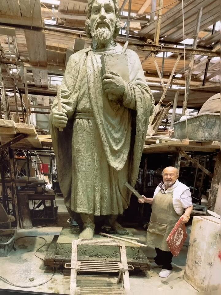 Zurab Tsereteli at work (Photo by Neeta Lal)