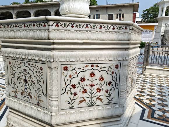 Inlay work at Gurdwara Takht Sri Kesgarh Sahib. (Photo: Bindu Gopal Rao)