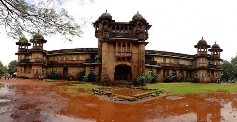 Jai Vilas Palace in Jawhar. (Photo: Wikimedia Commons)