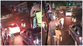 The fight was captured on camera. (Image: screengrab from video @gharkekalesh/X)