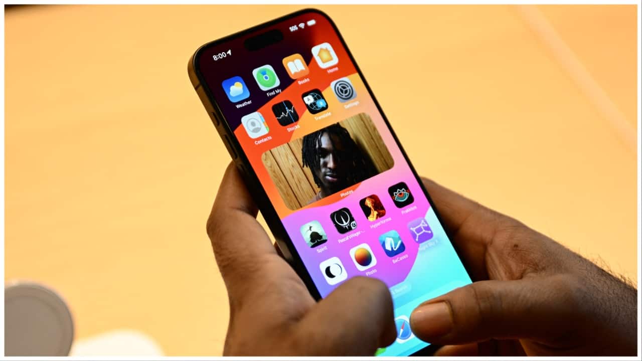 iPhone Survives 16,000-Foot fall from Alaska Air flight