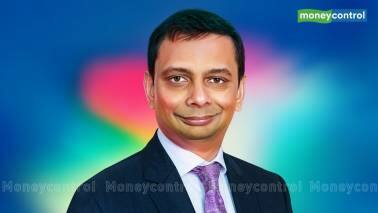 Emkay’s Seshadri Sen says 6%+ economic growth needs recovery in mass incomes