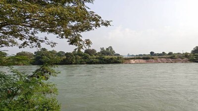 Depleting water levels at reservoirs signal difficult times for agri-input providers