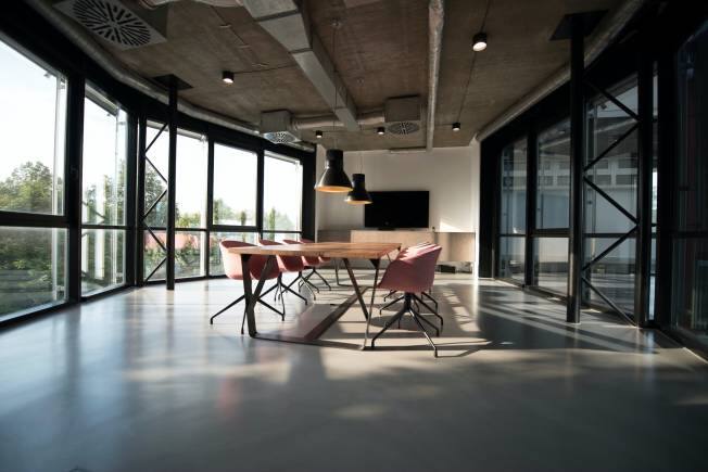 Netflix renews lease for 1.37 lakh sq ft commercial space in Mumbai at monthly rental of Rs 4.28 crore - Vimarsana News