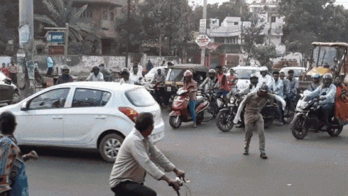 How to use Traffic Prahari app to report traffic violations across the city and earn up to Rs 50,000 monthly