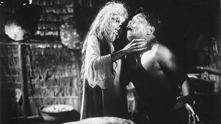 A still from BN Rao's Pontianak (1957)