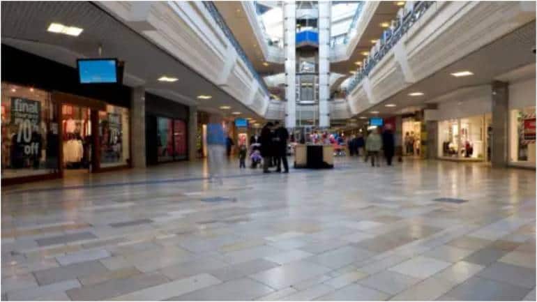Businesswoman allegedly assaults Bengaluru mall guards at 3 am after 'Animal' show: report - Vimarsana News