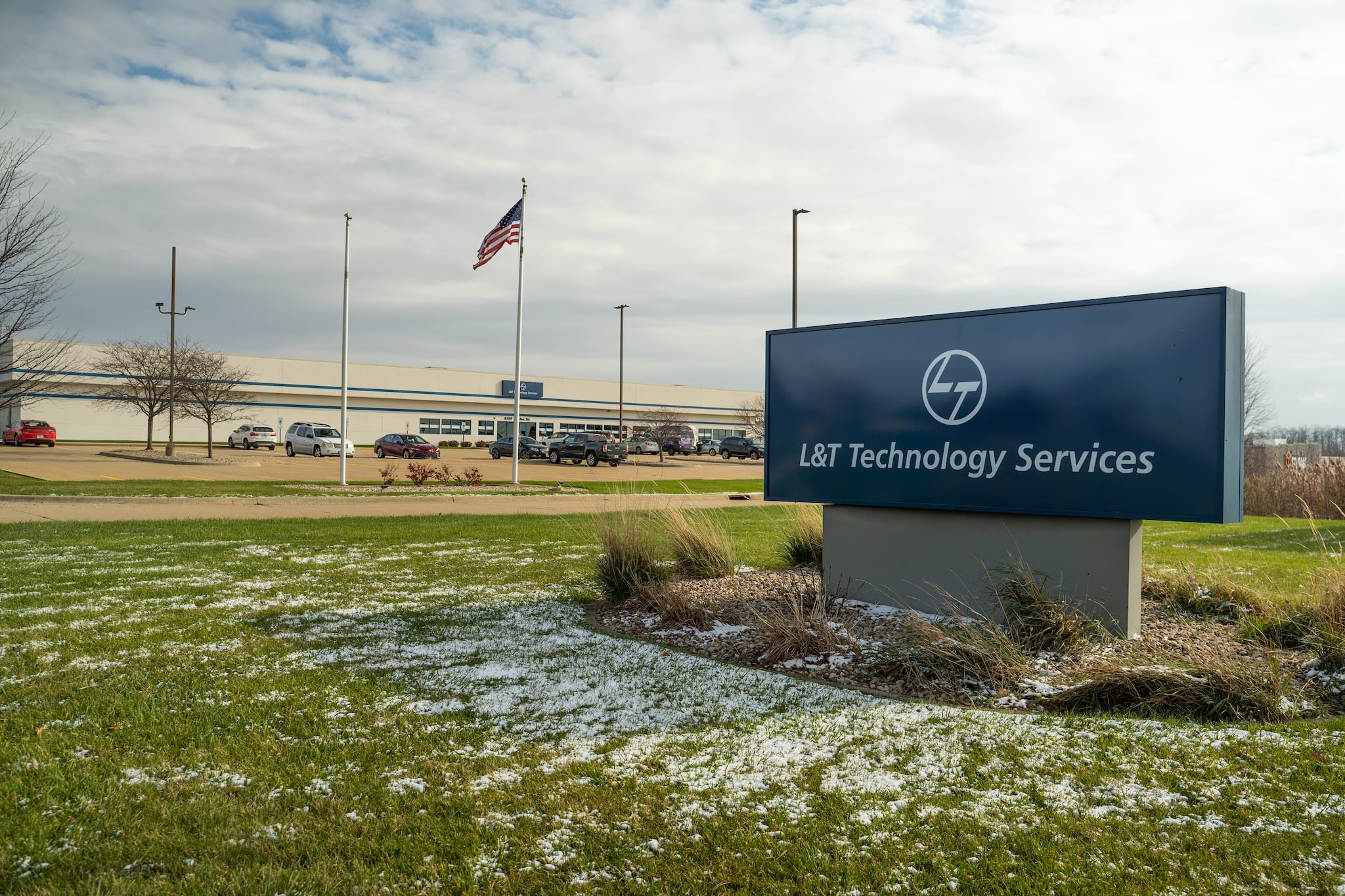 L&T Technology Services rebounds from support zone, signalling potential upside L&T Technology Services rebounds from support zone, signalling potential upside