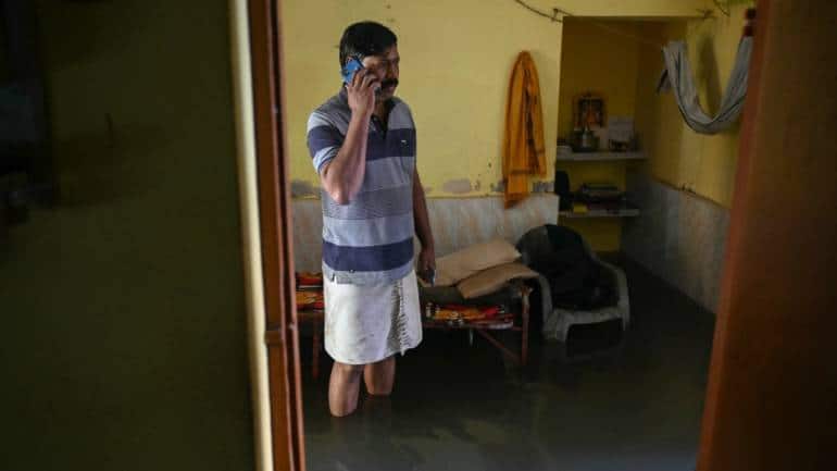 Cyclone Michaung updates: 'No water to drink,' say Chennai residents trapped in flooded homes - Vimarsana News