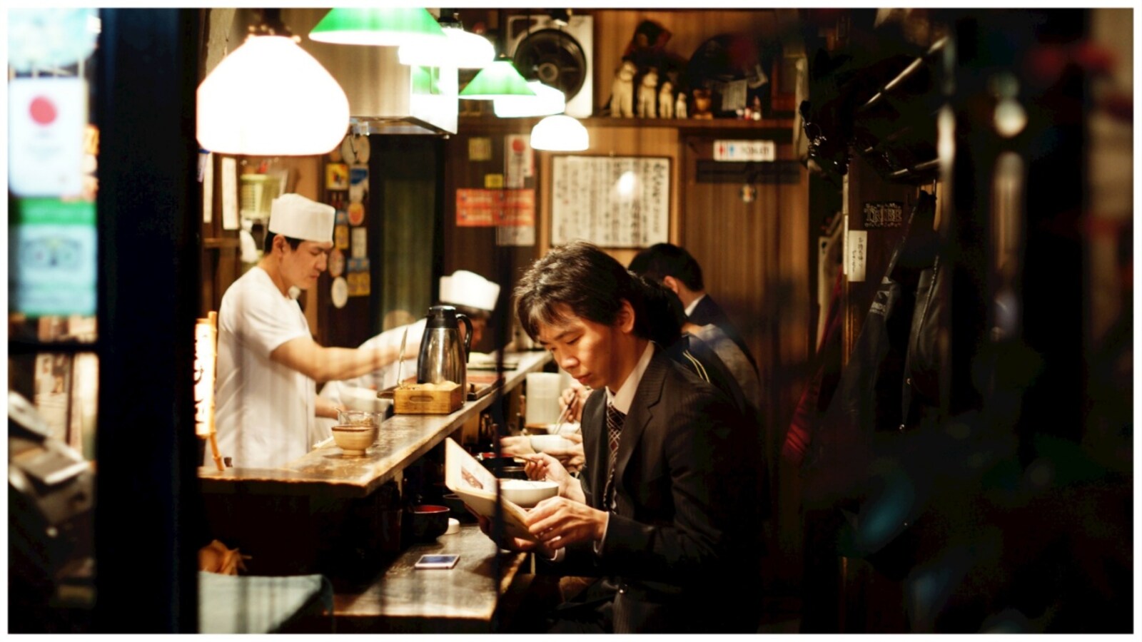 Kimono-clad waitresses slap customers for a fee at Japanese eatery in  peculiar stunt