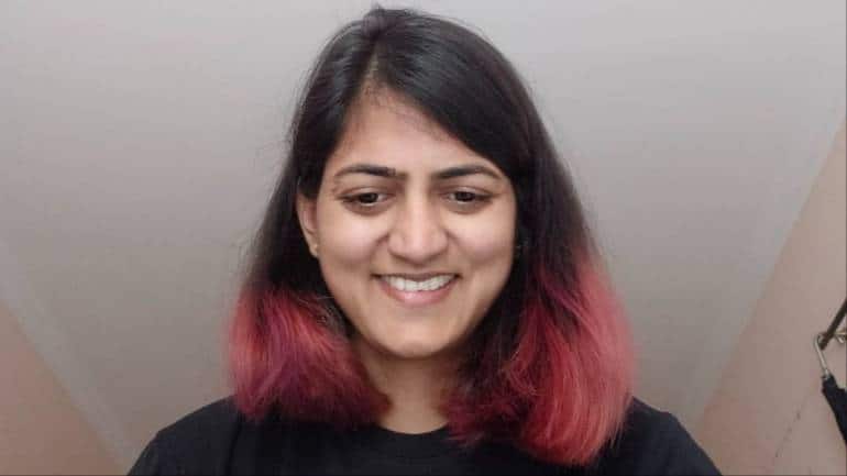 Bengaluru founder's response to being criticised for 'unprofessional' WhatsApp DP - Vimarsana News