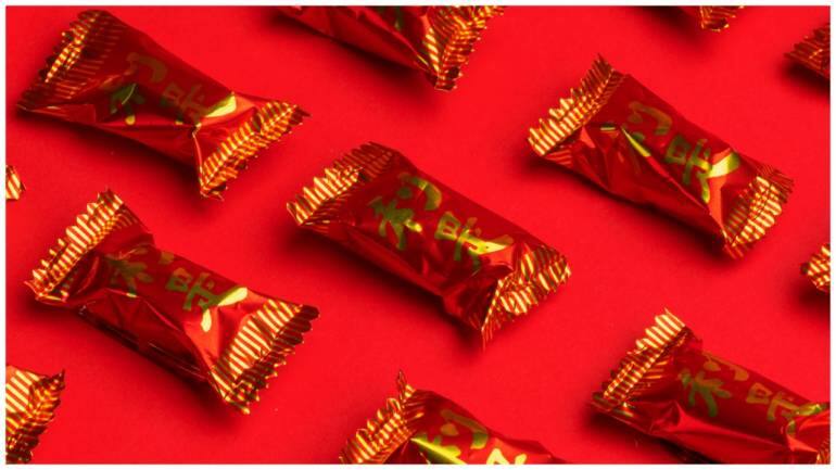 Delhi doctors find chocolate wrapper in lungs of 8-year-old suffering from infection - Vimarsana News
